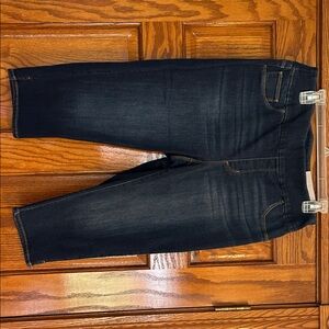 Chico's Denim Capri Pants Size 1.5R NWT
